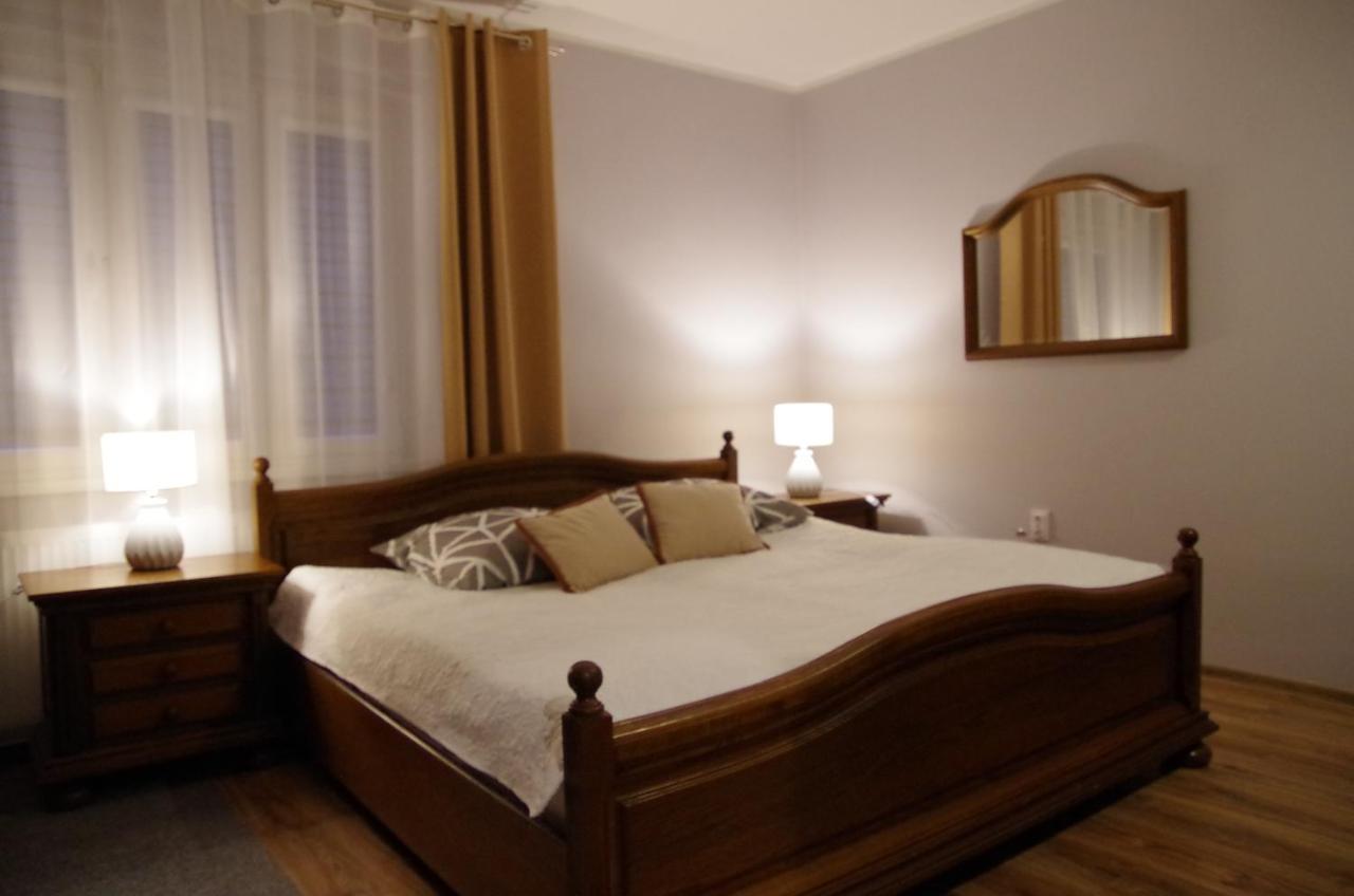 Apartament Krolewski Wałcz エクステリア 写真